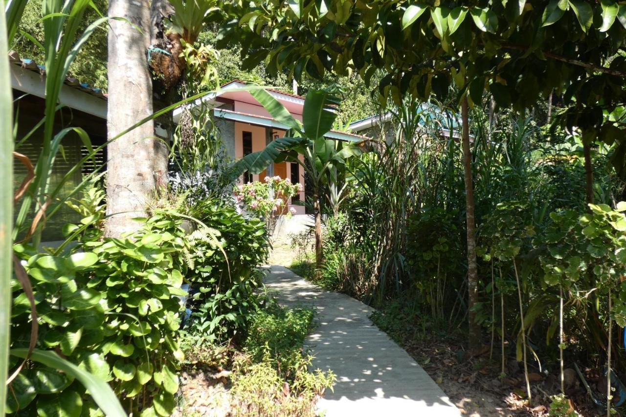 Chom Suan Homestay Ko Kut Exterior foto